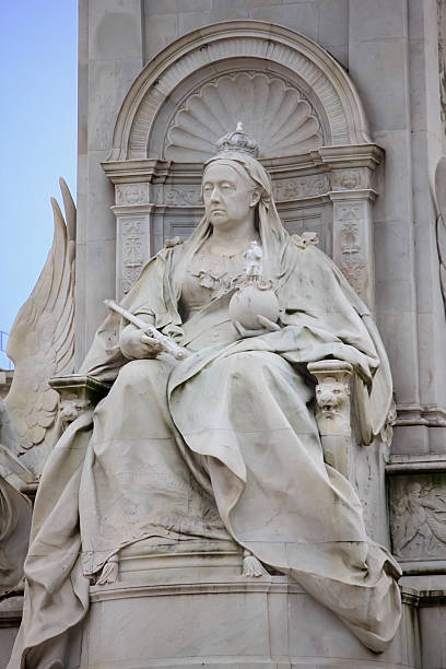 istock London - Victoria memorial 505205904