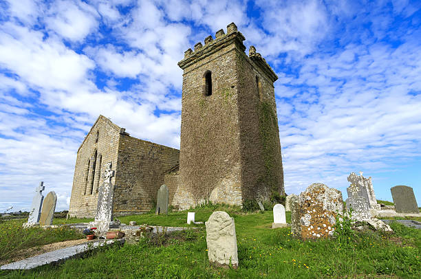 templar церковь, templetown, графство уэксфорд, ирландия. - quintuplet стоковые фото и изображения
