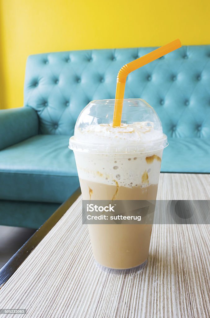 ice blend caramel coffee Bar Counter Stock Photo