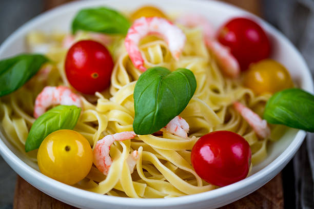 pasta with shrimp and cherry tomatoes