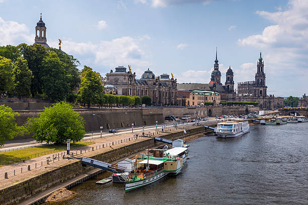 istock Tourist boats on Elbe River in Dresden 505238868