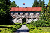 state-arboretum-von-virginia.jpg?b=1&s=170x170&k=20&c=U6eEgLp851HUN_0yGK3uodgz8hkOX2vaQNa1VRyrkXo=