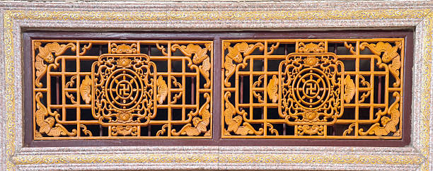 istock The Symmetry : Chinese Traditional wood carvings 505303052