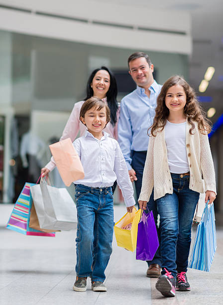 istock Happy family shopping 505306637