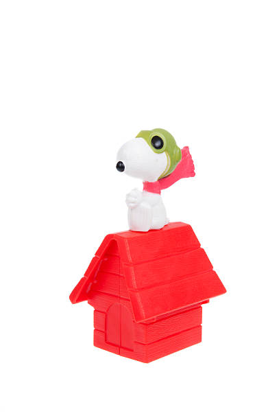 flying ace snoopy toy