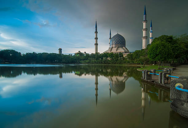 istock Masjid Sultan Salahuddin Abdul Aziz Shah 505333182