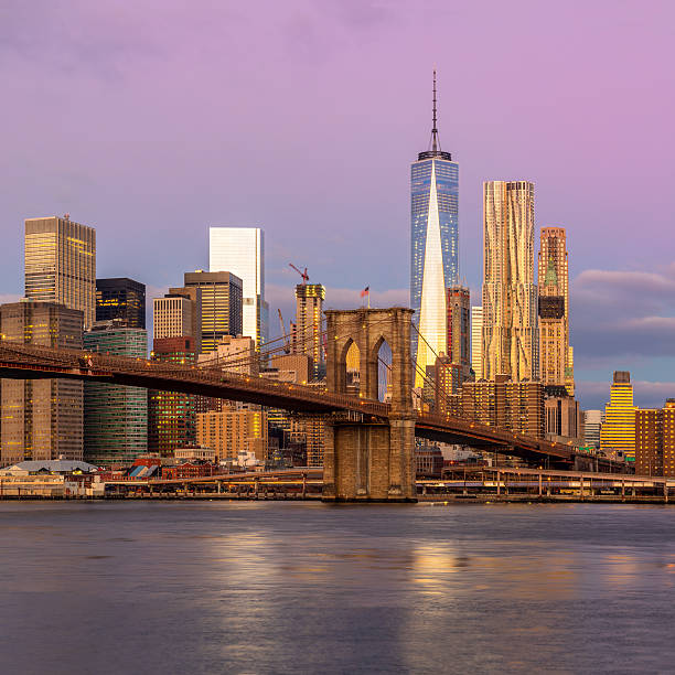 la ciudad de nueva york-moning vista de manhattan, colores suaves - new york city brooklyn new york state bridge fotografías e imágenes de stock