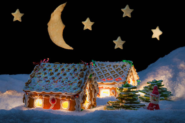 istock Gingerbread cottage in winter with stars 505398975