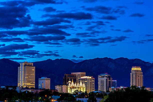 istock Utah capital city at night 505439213