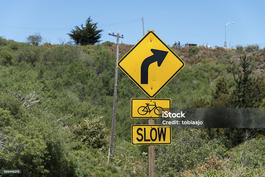 Road での標識 - カリフォルニア州のロイヤリティフリーストックフォト
