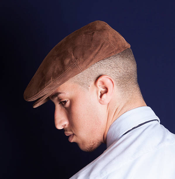 istock Man wearing a beanie profile 505522187