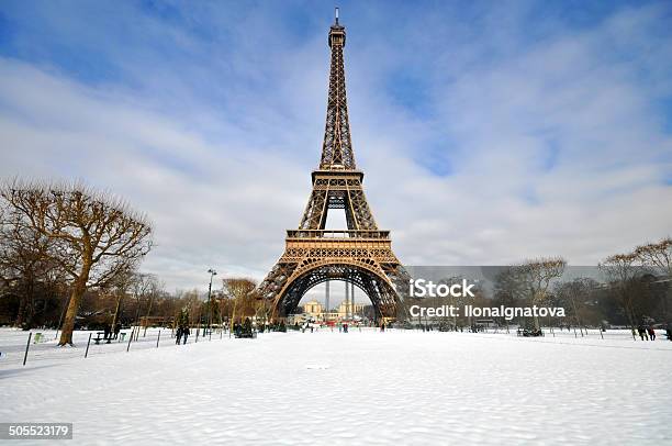 Snowstorm In Paris Stock Photo - Download Image Now - Eiffel Tower - Paris, Winter, Paris - France