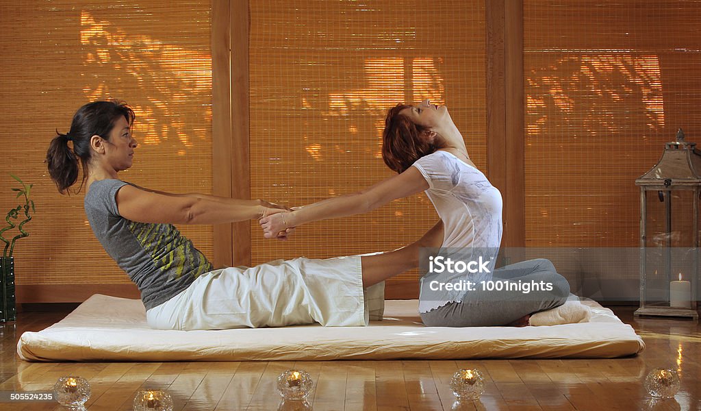 Thai-massage - Lizenzfrei Massieren Stock-Foto