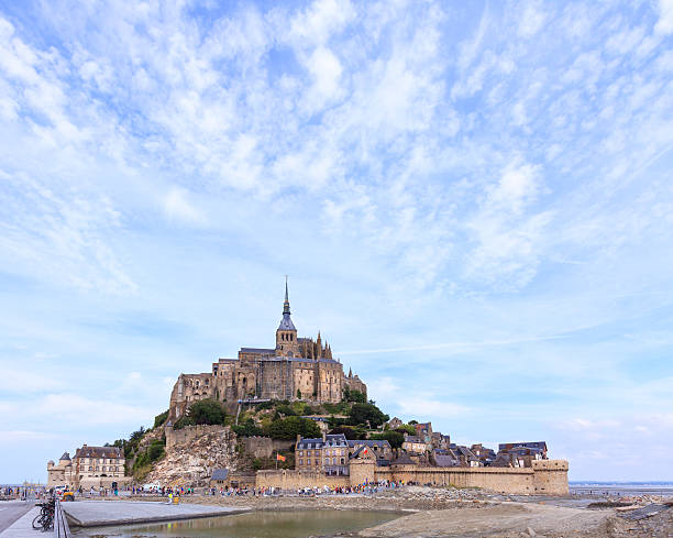 istock Mont Saint Michel abbey island 505564579