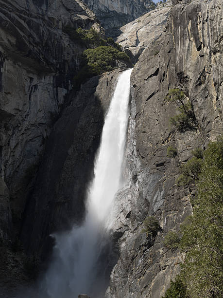 Parque Nacional de Yosemite, whater falls en California - foto de stock