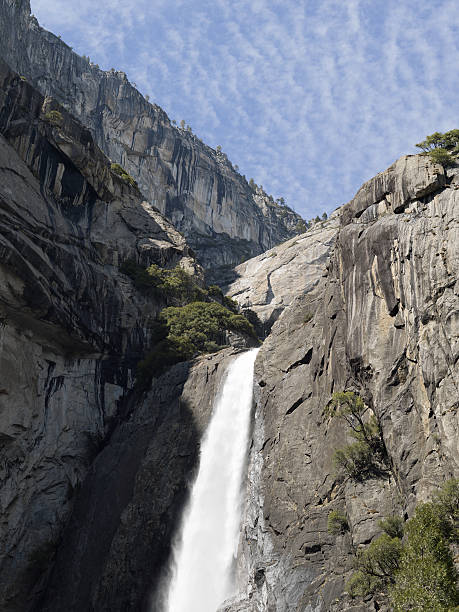 Parque Nacional de Yosemite, whater falls en California - foto de stock