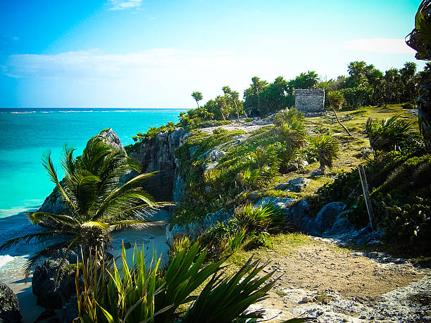 Tulum was a walled city of the Mayan culture located in the State of Quintana Roo, in southeastern Mexico, on the coast of the Caribbean Sea.