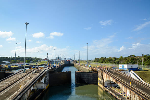 gatun 머리칼 - panama canal panama canal construction 뉴스 사진 이미지