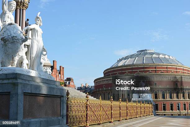Statues And Fence Of Memorial Overlooking Hall Stock Photo - Download Image Now - Architectural Dome, Architecture, Blue