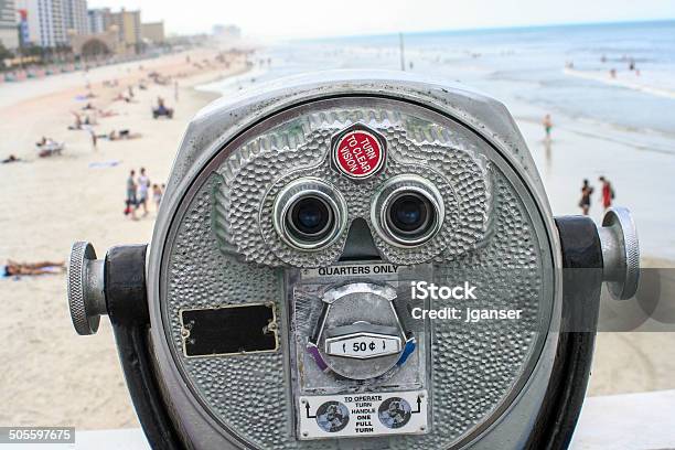 Binocolo A Moneta Sulla Spiaggia - Fotografie stock e altre immagini di Daytona Beach - Daytona Beach, Vacanze, Ambientazione esterna