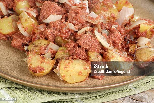 콘비프 해쉬 감자 요리에 대한 스톡 사진 및 기타 이미지 - 감자 요리, 감자튀김, 건강에 좋지 않은 음식