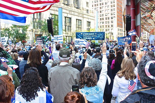 chicago ist mit israel – eine gemeinschaftsweite rally"" - israel judaism israeli flag flag stock-fotos und bilder