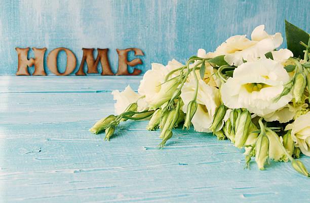 istock label - house on wooden background 505712792
