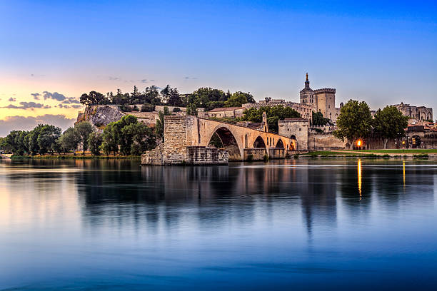 istock Pont Saint-Benezet at sunrise 505752896