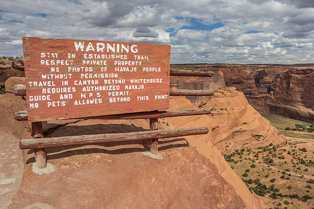 istock Warning sign at white house trail in Canyon de Chelly 505756858