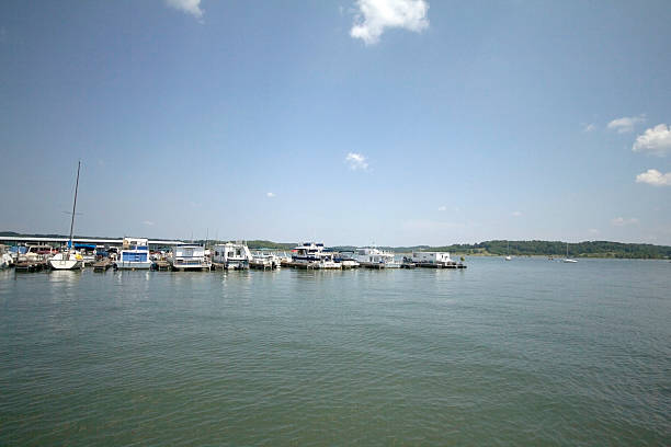 istock Sky and boats 505842581
