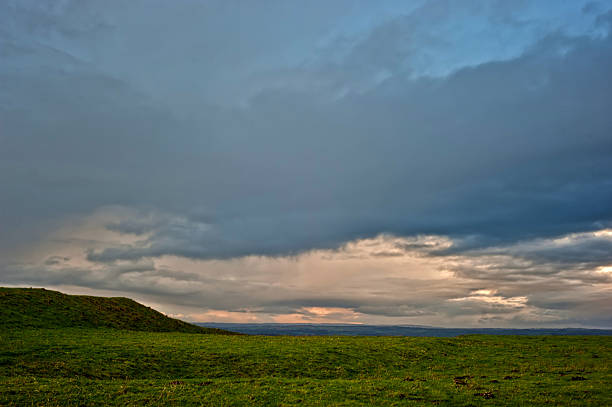istock Sunrise - Landscape -  View from White Horse 505844254