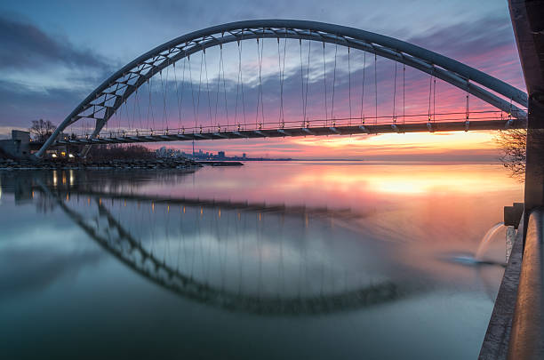 istock Humber Bridge Sunrise 505886672