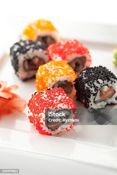 Japanische Küche Und Sushi Stockfoto und mehr Bilder von Abnehmen - Abnehmen, Asien, Fische und Meeresfrüchte