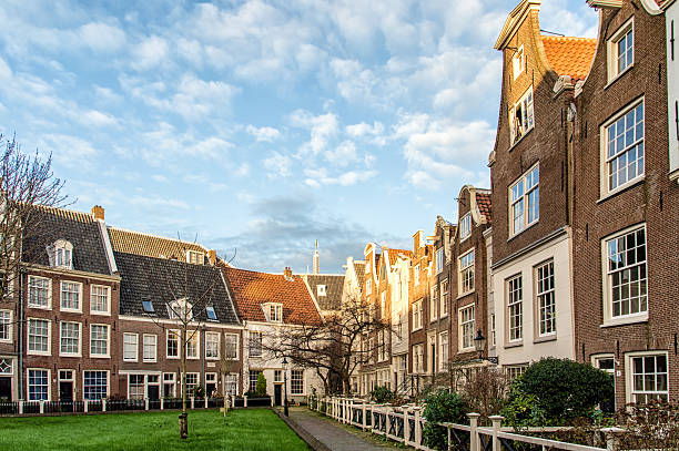 istock Cityscape in Begijnhof, Amsterdam 505920628