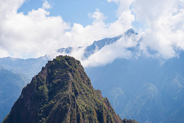 de wayna picchu pico da montanha de machu picchu, peru - mt huayna picchu - fotografias e filmes do acervo