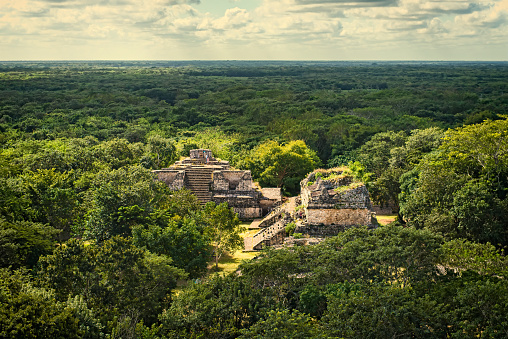Ek Balan maya sitio arqueológico. Maya ruinas, península de Yucatán photo