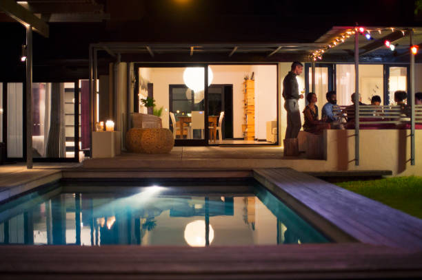 istock Empty pool in backyard of modern house 505936697