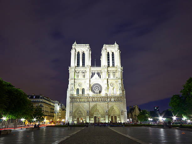 istock Notre Dame In Paris 505943250