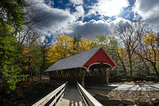 covered bridge in franconia notch state park 19th century covered bridge located in northern New Hampshire,USA franconia new hampshire stock pictures, royalty-free photos & images