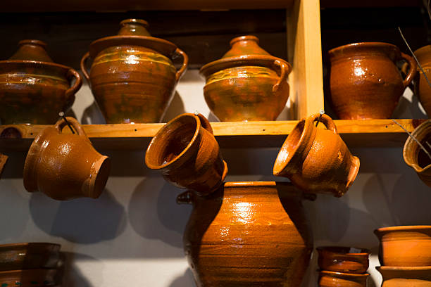 naczynia vintage - jug pitcher pottery old photos et images de collection