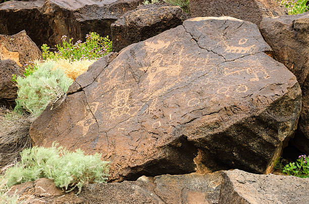 Petroglyph National Monument Petroglyph National MonumentPetroglyph National Monument albuquerque volcanoes stock pictures, royalty-free photos & images