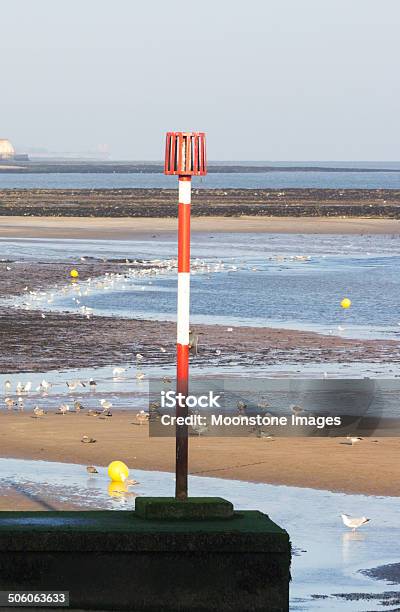 Spiaggia Di Margate Nel Kent Inghilterra - Fotografie stock e altre immagini di Acqua - Acqua, Ambientazione esterna, Banco di sabbia - Caratteristica costiera