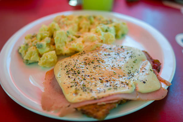 istock Neapolitan breaded with potato salad 506065134