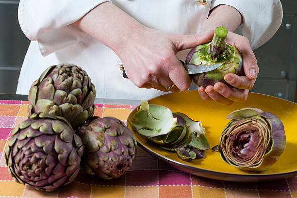 Preparing Jewish artichokes