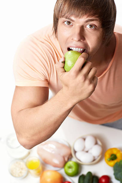 채식요리 - eating body building muscular build vegetable 뉴스 사진 이미지