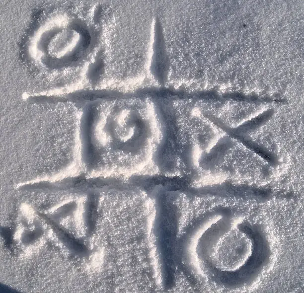 Tic Tac toe in the snow