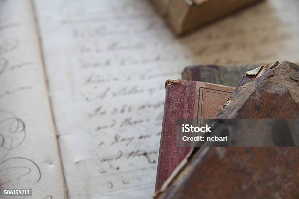 Vecchi Libri Con Scrittura - Fotografie stock e altre immagini di Libro vecchio - Libro vecchio, Scrittura a mano, Carta