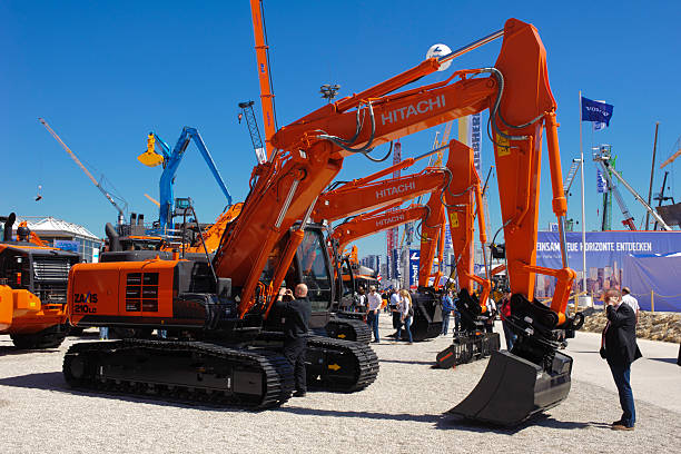 comercio justo bauma en munich, alemania - editorial land vehicle construction equipment built structure fotografías e imágenes de stock