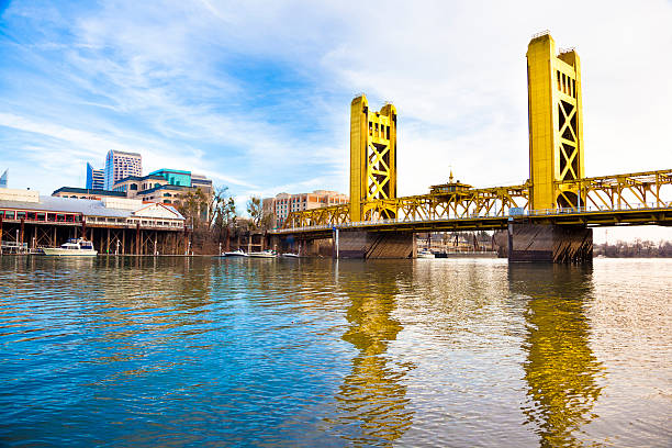 istock Old Sacramento Drawbridge in Autumn 506163918