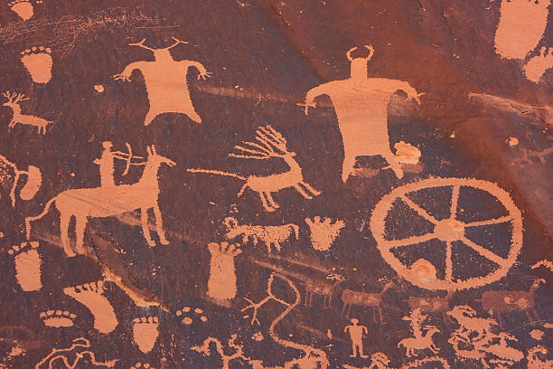 istock Indian petroglyphs, Newspaper Rock State Historic Monument, Utah 506192583